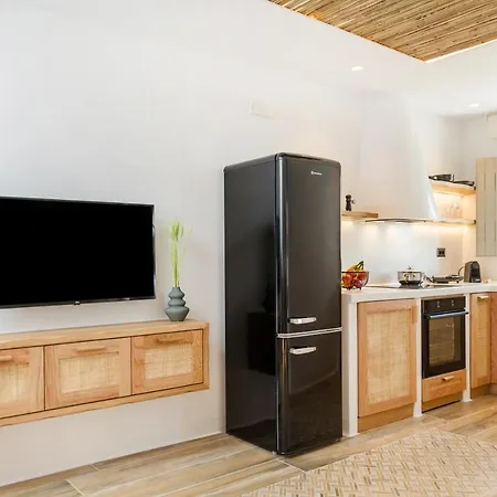 Naxian Icon Luxury 2 Apartment